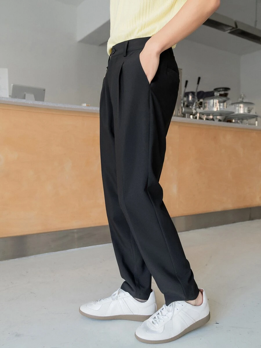 Manfinity VCAY Men Solid Slant Pocket Tailored Trousers - Black - View 1