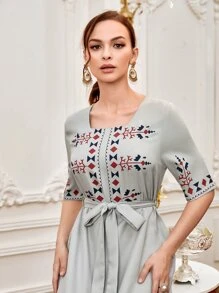 SHEIN Geo Print Square Neck Belted Kaftan - Light Grey - View 5