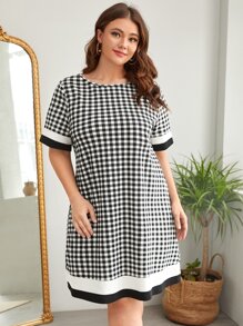 SHEIN Clasi Vestido estilo camiseta con estampado de guingán - Blanco y Negro - Ver 3