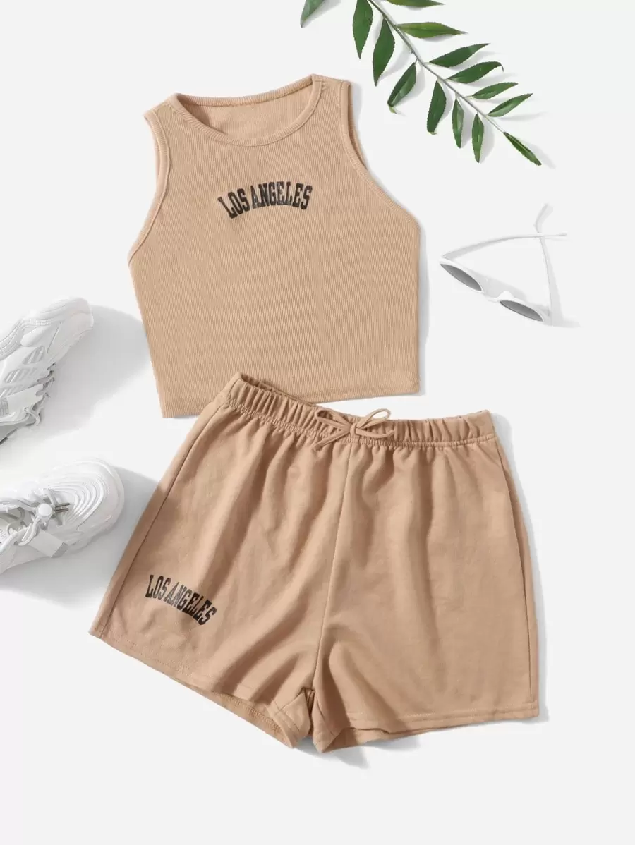 SHEIN Conjunto top tank con estampado de letra con shorts para chicas adolescentes - Camel - Ver 1