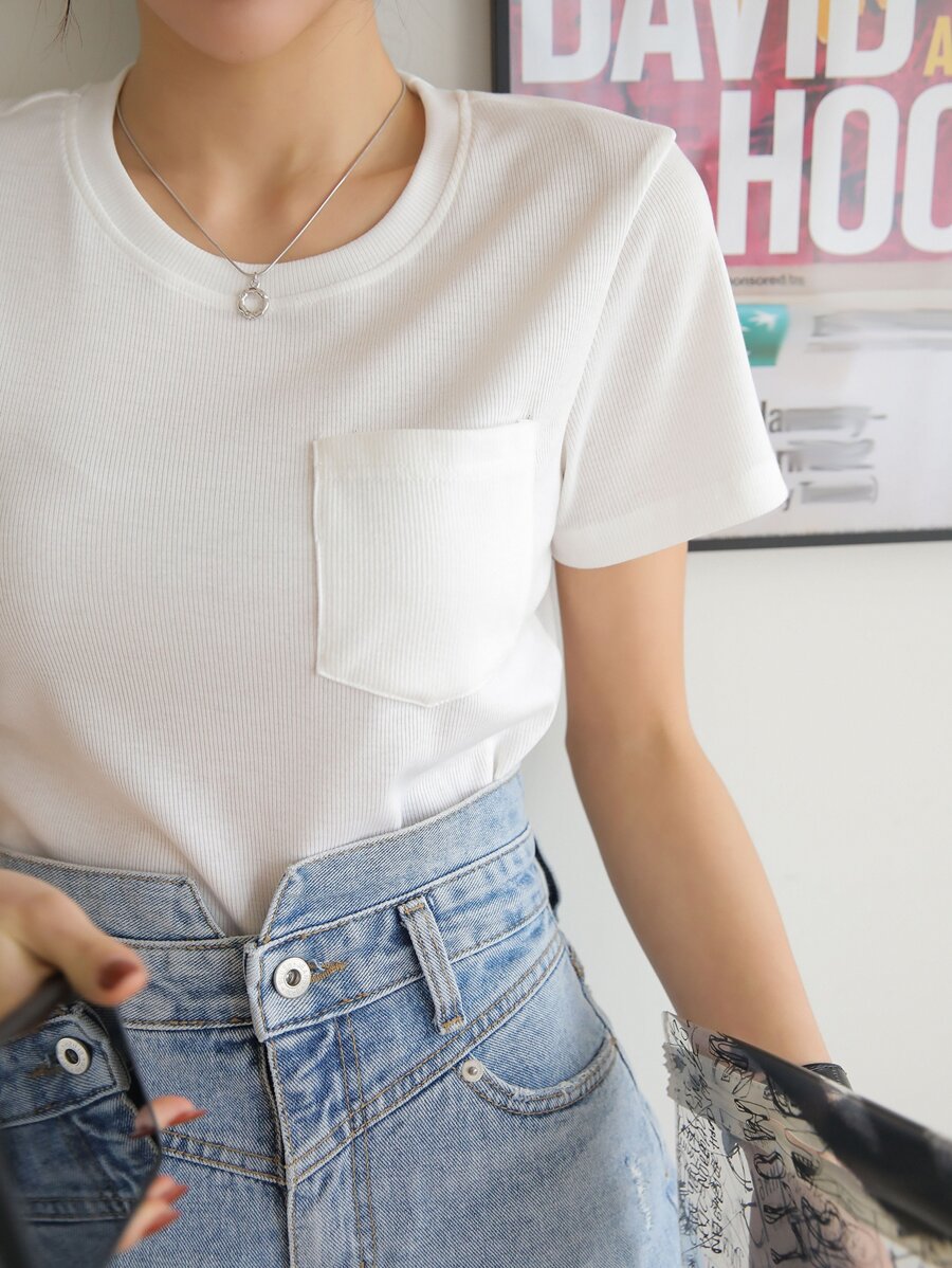 DAZY Camiseta tejida de canalé con parche de bolsillo - Blanco - Ver 1