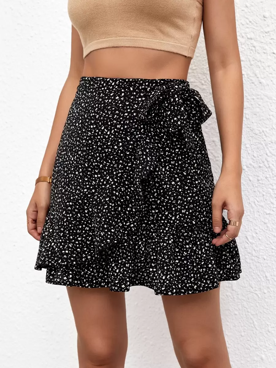 SHEIN Allover Print Ruffle Trim Tie Side Wrap Skirt - Black and White - View 1