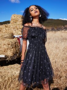 ROMWE Goth Moon Print Contrast Mesh Shirred Dress - Black - View 5