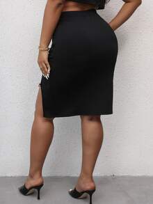 Váy Plus Size Bất đối xứng Chuỗi màu trơn Gợi cảm - màu đen - Xem 2