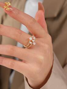 Cubic Zirconia & Faux Pearl Decor Ring - Yellow Gold - View 1