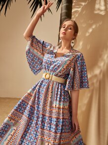 Mulvari 大碼V領蝴蝶袖圍巾圖案連衣裙不附腰帶 - 彩色 - 查看 1