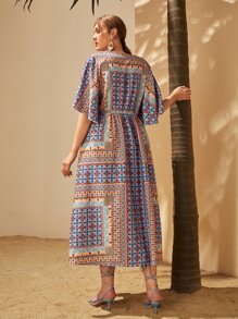 Mulvari 大碼V領蝴蝶袖圍巾圖案連衣裙不附腰帶 - 彩色 - 查看 7