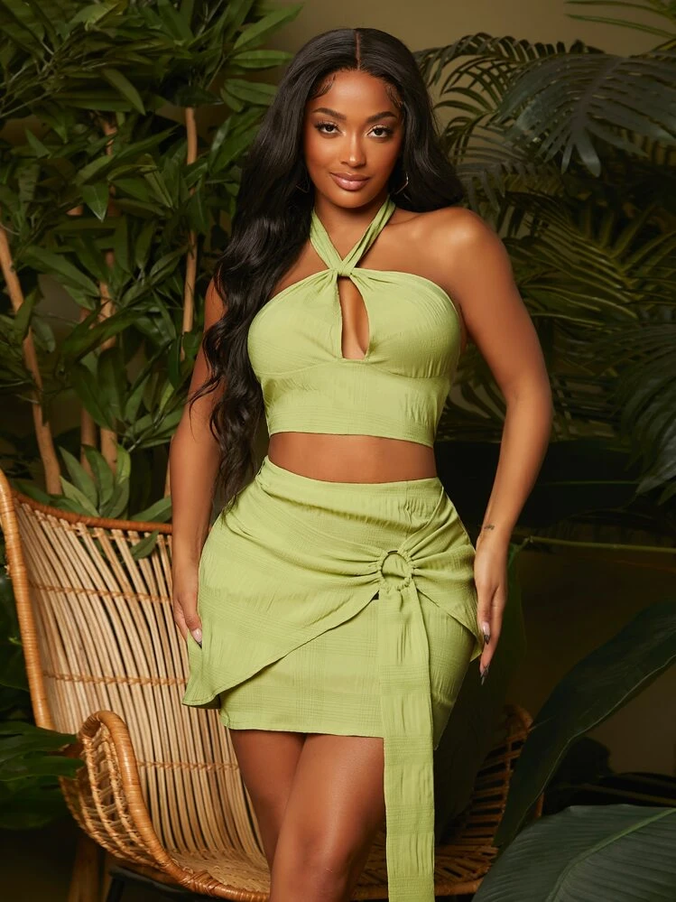 SHEIN SXY Ensemble jupe moulante a ruban et top ras du cou fronce SHEIN