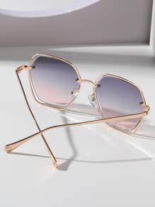 Metal Frame Tinted Lens Fashion Glasses - Multicolor - View 3