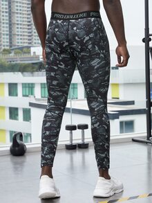 Mallas deportivas de estilo novio de hombre con estampado de camuflaje, cinta con contraste de letra y bolsillo para teléfono - Multicolor - Ver 2