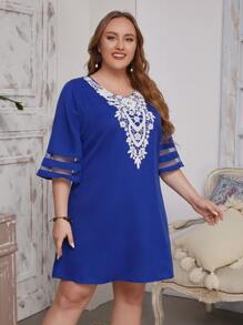 EMERY ROSE Đầm Plus Size Đề can Tương phản Mesh Hoa Giải trí - Màu xanh lam - Xem 4