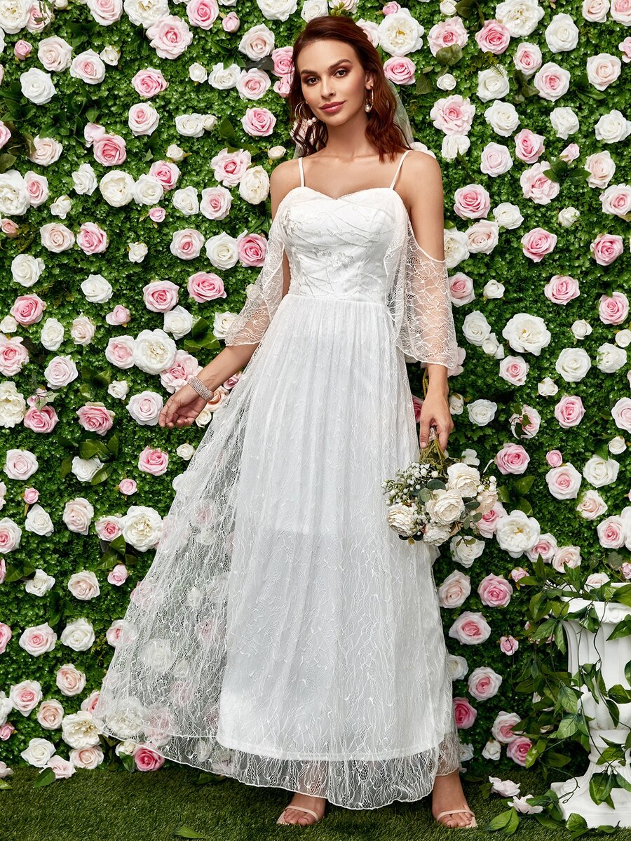 Lace-up Back Cold Shoulder Lace Wedding Dress - White - View 1