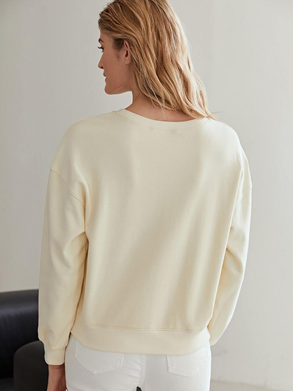 Embroidery Drop Shoulder Sweatshirt