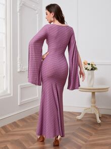 Modelyn Surplice Neck Split Sleeve Mermaid Hem Textured Arabian Dress - Mauve Purple - View 2