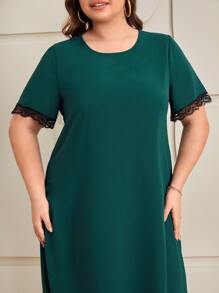 大碼素色蕾絲拼接連衣裙 - 墨綠色 - 查看 4