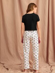 Đồ mặc nhà Gái Xù nhỏ Tất cả trên in Giải trí - Nhiều màu - Xem 2