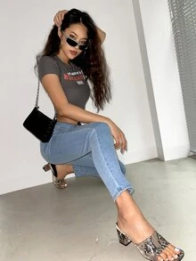 DAZY Button Front Pocket Jeans - Light Wash - View 8