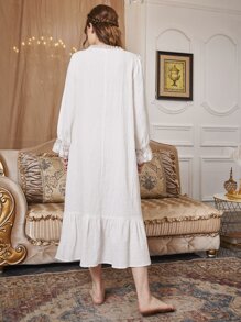 PalaceNights 花卉刺绣对比色蕾丝荷叶边饰边荷叶袖睡衣长裙 - 白色 - 查看 2