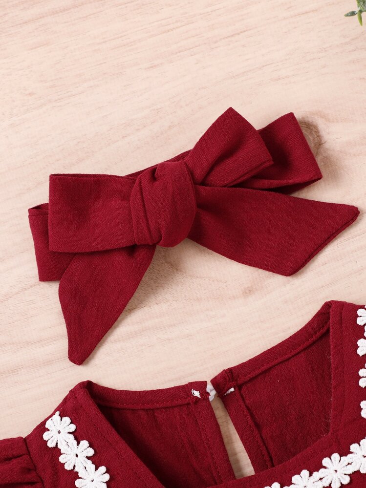 SHEIN Mono con volantes y aplicaciones florales con escote en la espalda para bebé niña con diadema - Burdeos - Añade 6