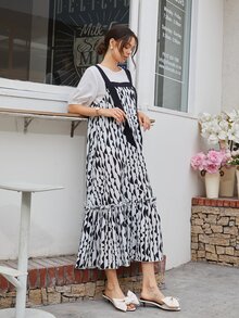 Mulvari Graphic Print Ruffle Hem Dress With Tee - Black and White - View 3