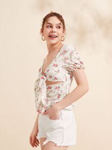 Poppy Moon Floral Print Tie Front Cut Out Ruffle Hem Top - Multicolor - View 3
