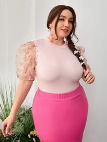 SHEIN 大碼花卉圖案網紗泡泡袖羅紋針織T恤 - 淺粉色 - 查看 2