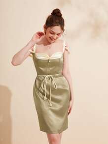 Rococo Vestido con cinturón con cordón fruncido con diseño de mariposa - verde menta - Ver 1