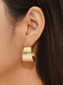 Minimalist Hoop Earrings - Yellow Gold - View 1