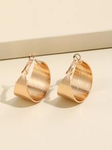 Minimalist Hoop Earrings - Yellow Gold - View 3