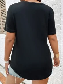 SHEIN LUNE Plus Solid Curved Hem Tee - Black - View 2