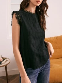 SHEIN Frenchy Top de espalda con abertura de ojo sisa con fruncido con diseño de encaje