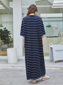 Mulvari Vestido estilo camiseta con letra & ojos con bordado de rayas - Azul Marino - Ver 2