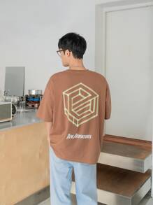Manfinity RebelGame Men Geo & Letter Graphic Drop Shoulder Tee - Brown - View 1