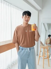 Manfinity RebelGame Men Geo & Letter Graphic Drop Shoulder Tee - Brown - View 5