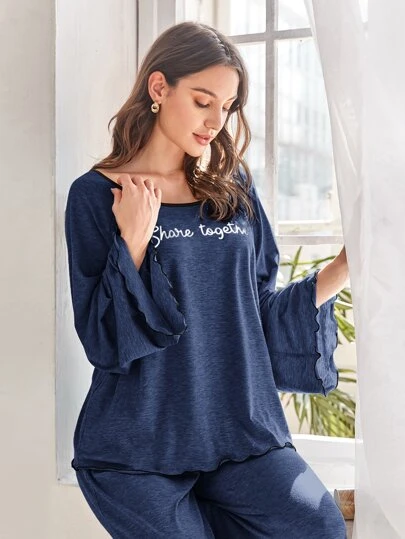 SHEIN Unity Conjunto de pijama pantalones con top con estampado de slogan de espalda con tira cruzada de manga raglán ribete en forma de lechuga