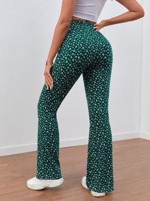 SHEIN VCAY Ditsy Floral Flare Leg Pants - Green - View 2