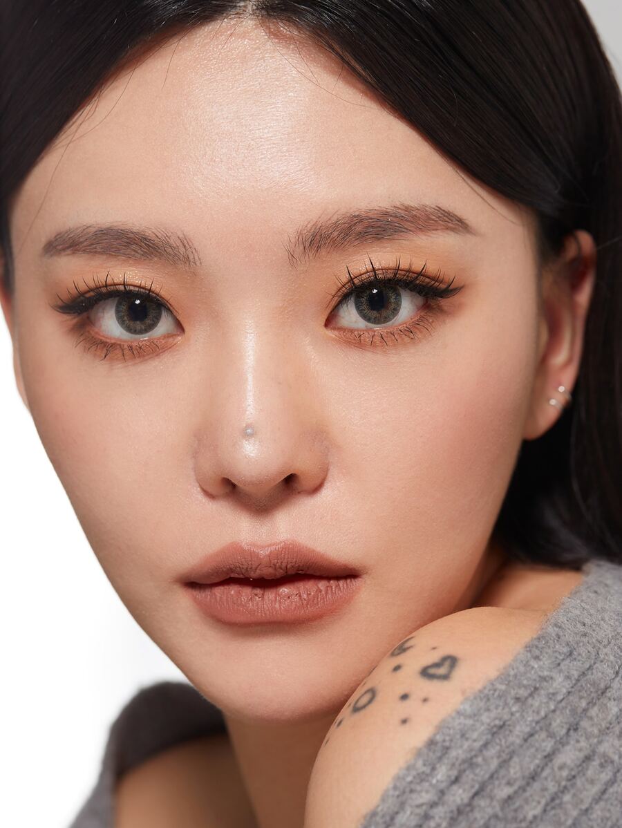 DAZY 1盒局部假睫毛 - 黑色 - 查看 1