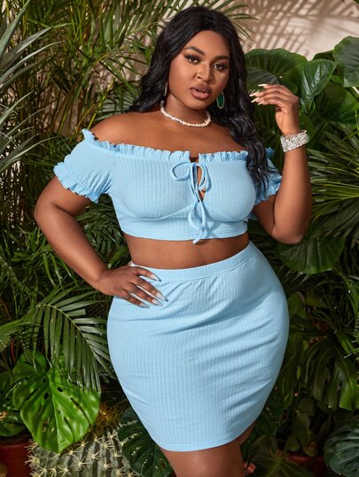 مقاس كبير مكشوف الكتف ربطة امامية لباس علوي قصير مع طقم تنورة