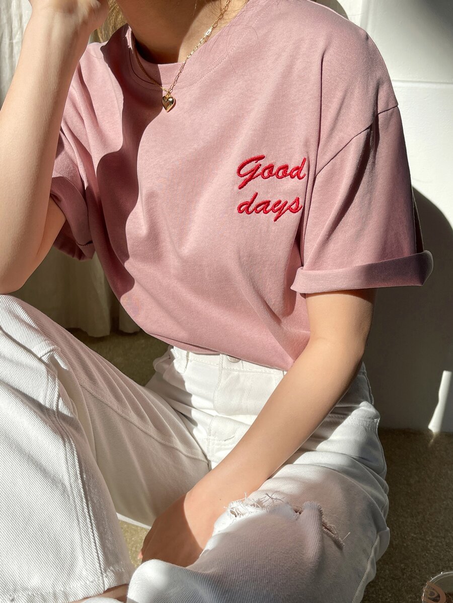 DAZY Slogan Embroidery Drop Shoulder Tee - Baby Pink - View 1