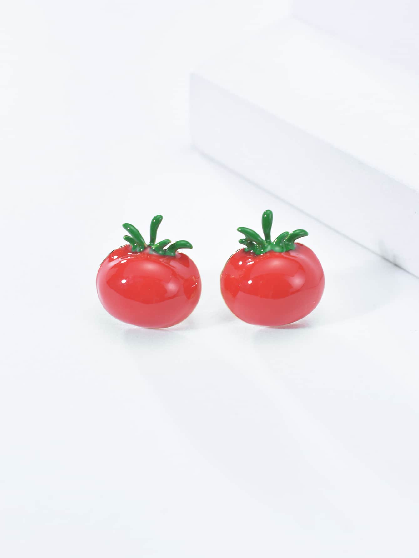 1對喜慶風格紅色櫻桃番茄水果裝飾可愛耳釘 - 紅色 - 查看 1