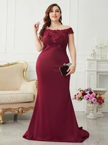 SHEIN Belle 大碼蕾絲拼接伴娘連衣裙 - 酒紅色 - 查看 4