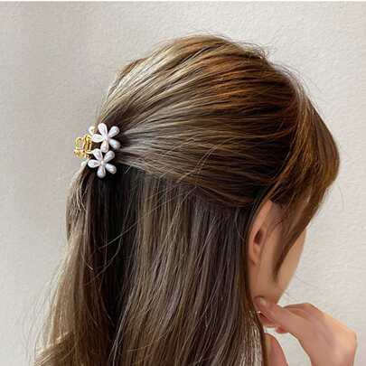 Faux Pearl Flower Decor Hair Claw