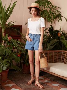 SHEIN Frenchy 大圓領花卉刺繡T恤 - 白色 - 查看 3