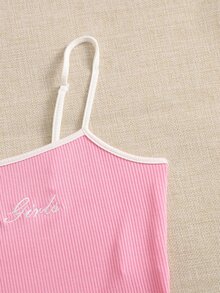 SHEIN Áo hai dây Nghề thêu Xù nhỏ Gân đan Tương phản ràng buộc Lá thư Giải trí - Hồng - Xem 3