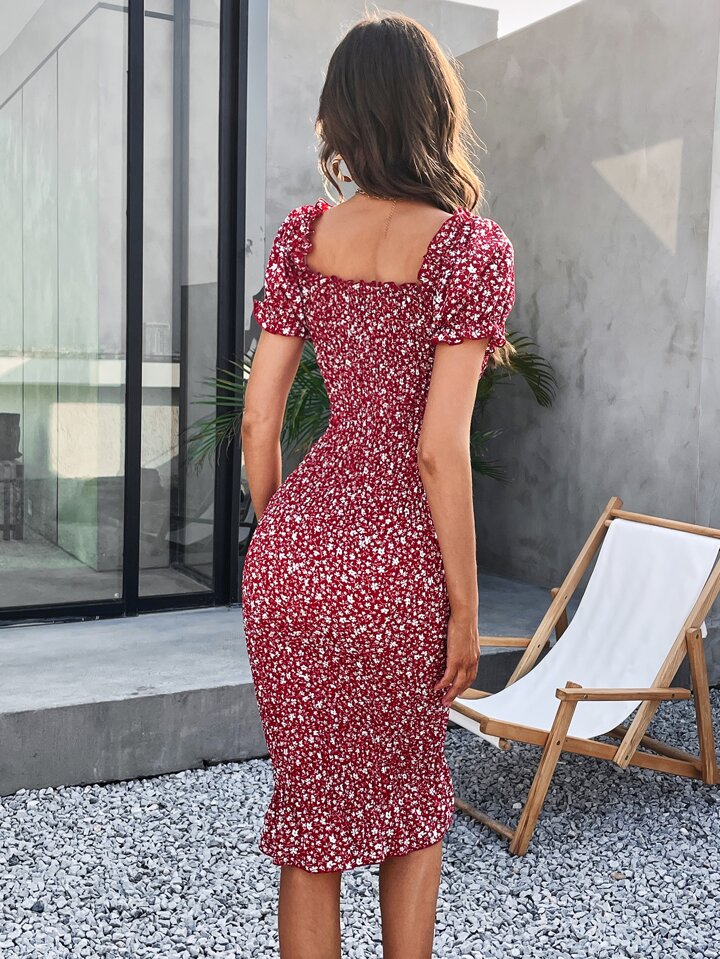 ditsy floral bodycon dress Our Ditsy Floral Puff Sleeve Shirred Bodycon Dress Maxi Vacation Beach  Outfits Women is such a vibe