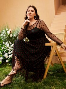 SHEIN Đầm Plus Size Tương phản Mesh Viên lá sen Tim Hấp dẫn - màu đen - Xem 1