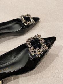 水鑽裝飾鱷魚壓紋尖頭平底鞋 - 黑色 - 查看 2