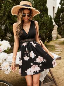 SHEIN VCAY Floral Print Guipure Lace Insert Tie Back Dress - Black - View 5