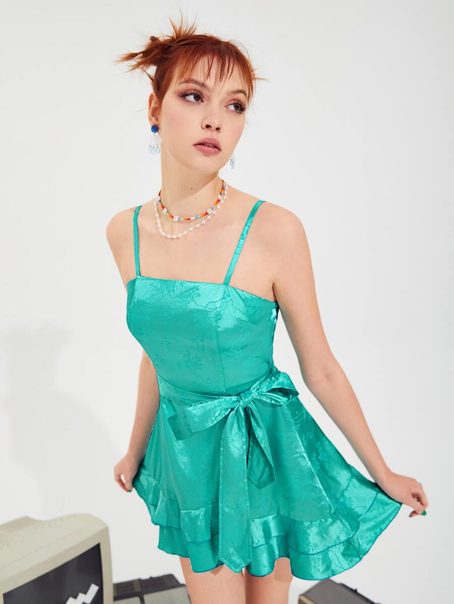 SHEIN 花卉圖案提花荷葉邊腰帶緞面吊帶洋裝