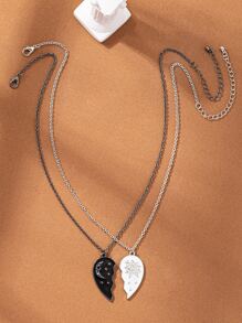2pcs Star & Moon Detail Heart Charm Necklace - Black and White - View 2